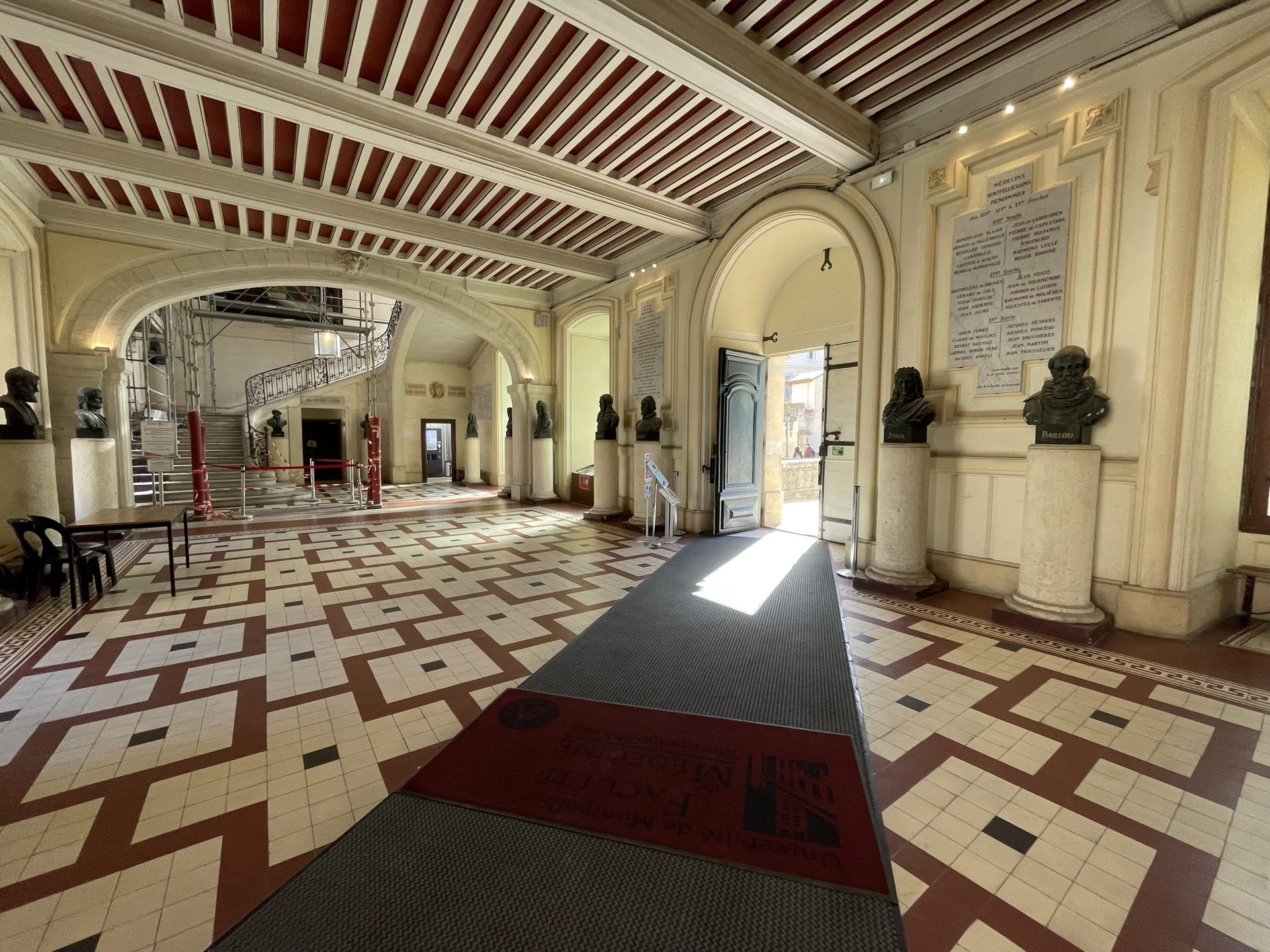 Entrance Hall, Montpellier (by Andrea Angelucci) - 02.JPEG